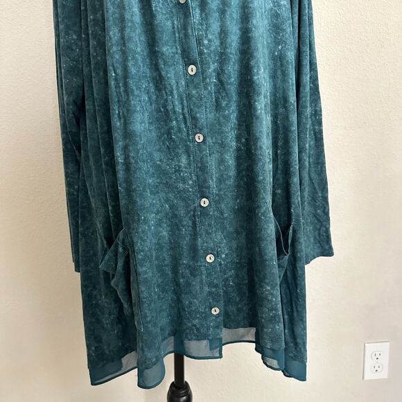 LOGO Lori Goldstein Cardigan 2X Plus Art to Wear Button Blue V Neck Acid Wash - Picture 3 of 9